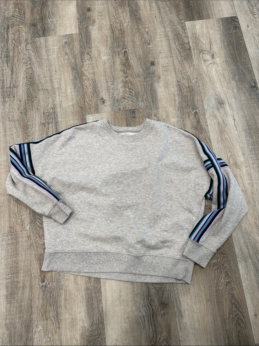 Aerie Crewneck Sweatshirt with Striped Sleeve Detail - Light Gray sz m